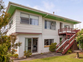 Holiday Haven - Whitianga Bach